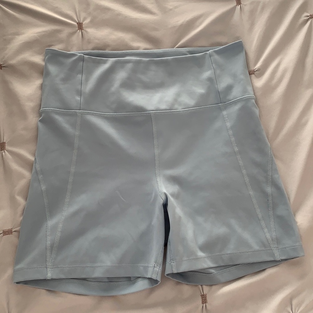 girlfriend collective run shorts